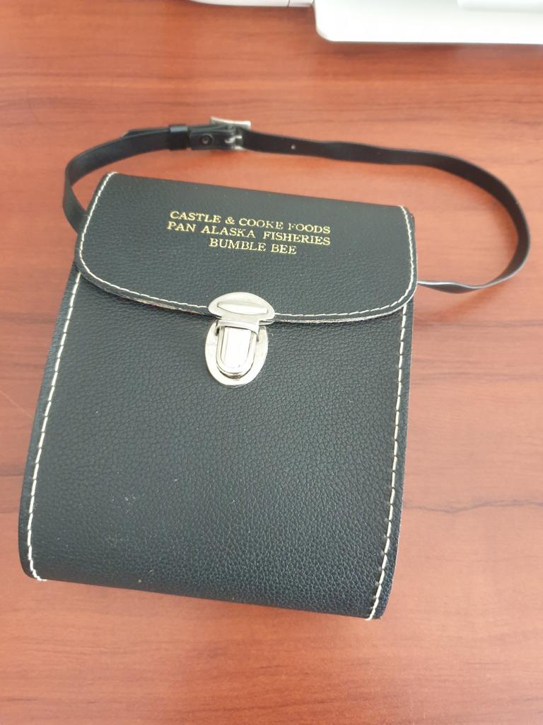 Kamakura Kohki Cat Eye 8x30 verrekijker met tas, Audio, Tv en Foto, Optische apparatuur | Verrekijkers, Ophalen of Verzenden