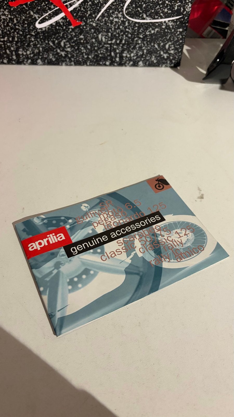 Aprilia Genuine Accessories Brochure - Diverse Modellen, Ophalen of Verzenden, Gebruikt, Overige typen