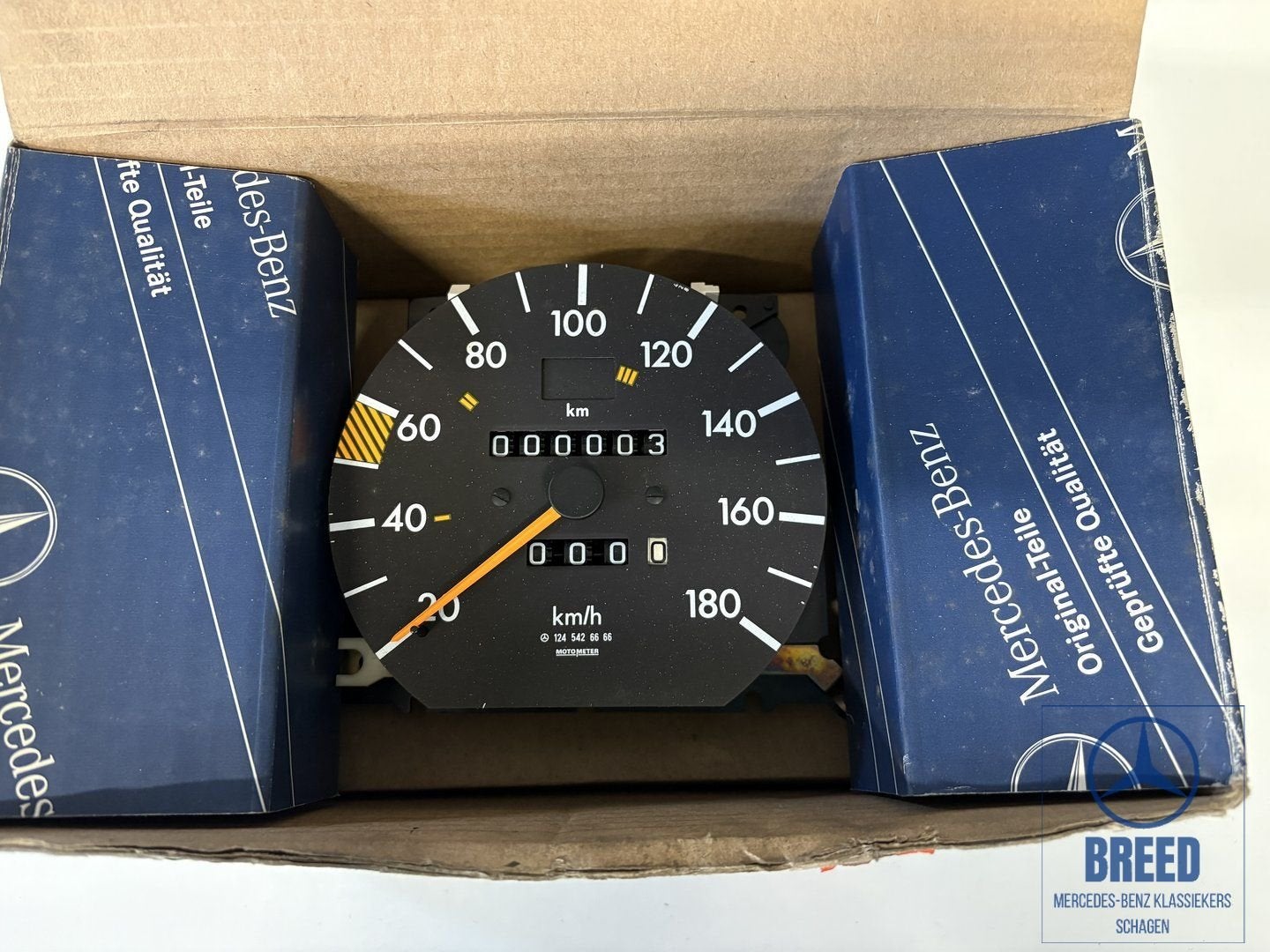 NOS snelheidsmeter / kilometerteller Mercedes-Benz W124 200D, -, Nieuw, Ophalen of Verzenden, -