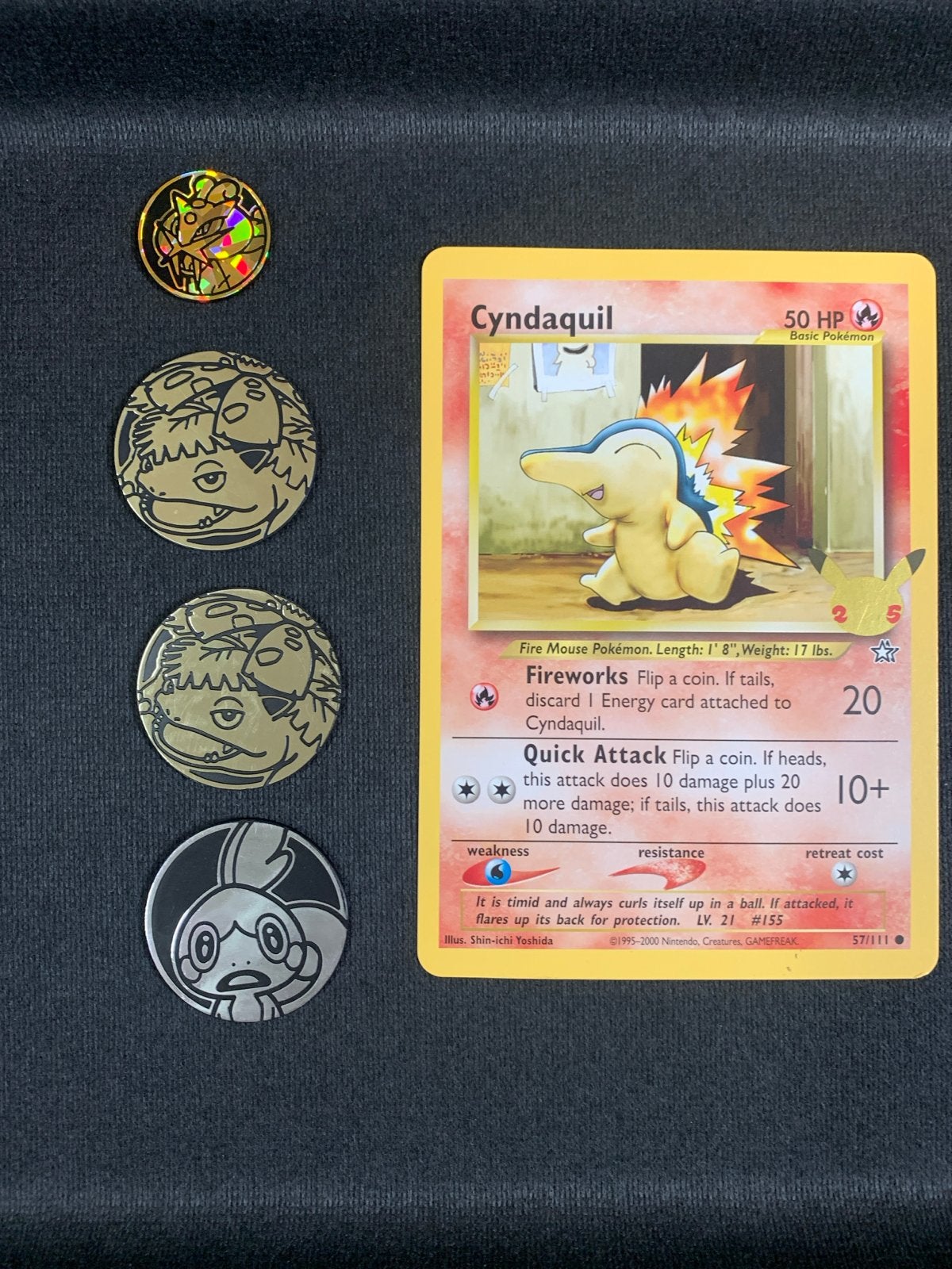 Pokémon munten en Cyndaquil jumbo kaart, Ophalen of Verzenden, Gebruikt, Meerdere kaarten