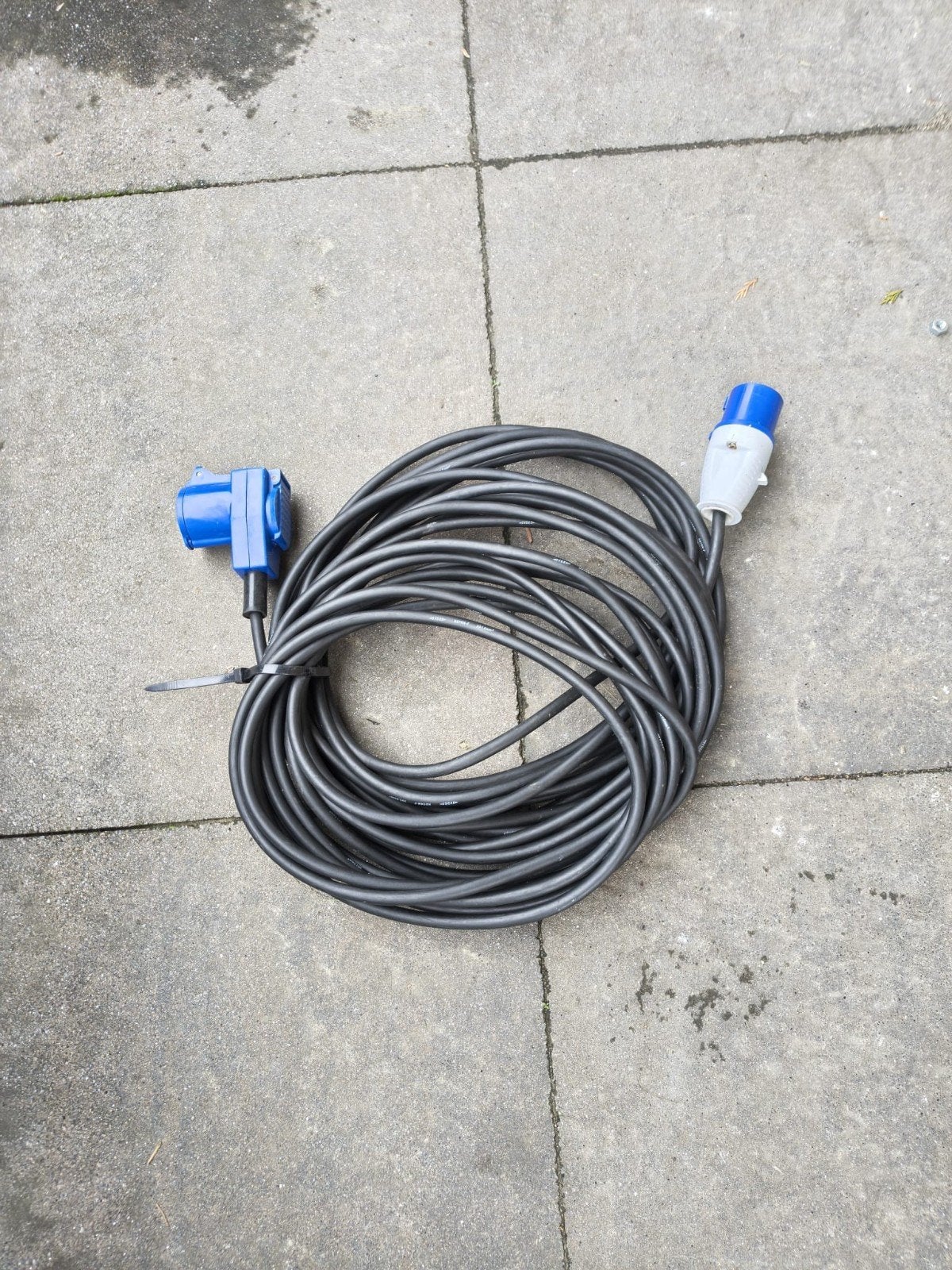 Electra kabel caravan 20 meter, Ophalen