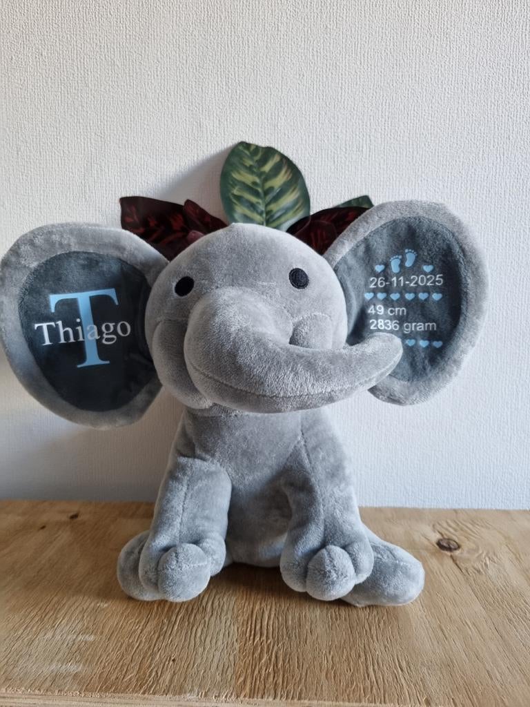 Geboorte knuffel olifant met naam en geboortedatum, Handgemaakt, Grijs, Nieuw, Ophalen of Verzenden