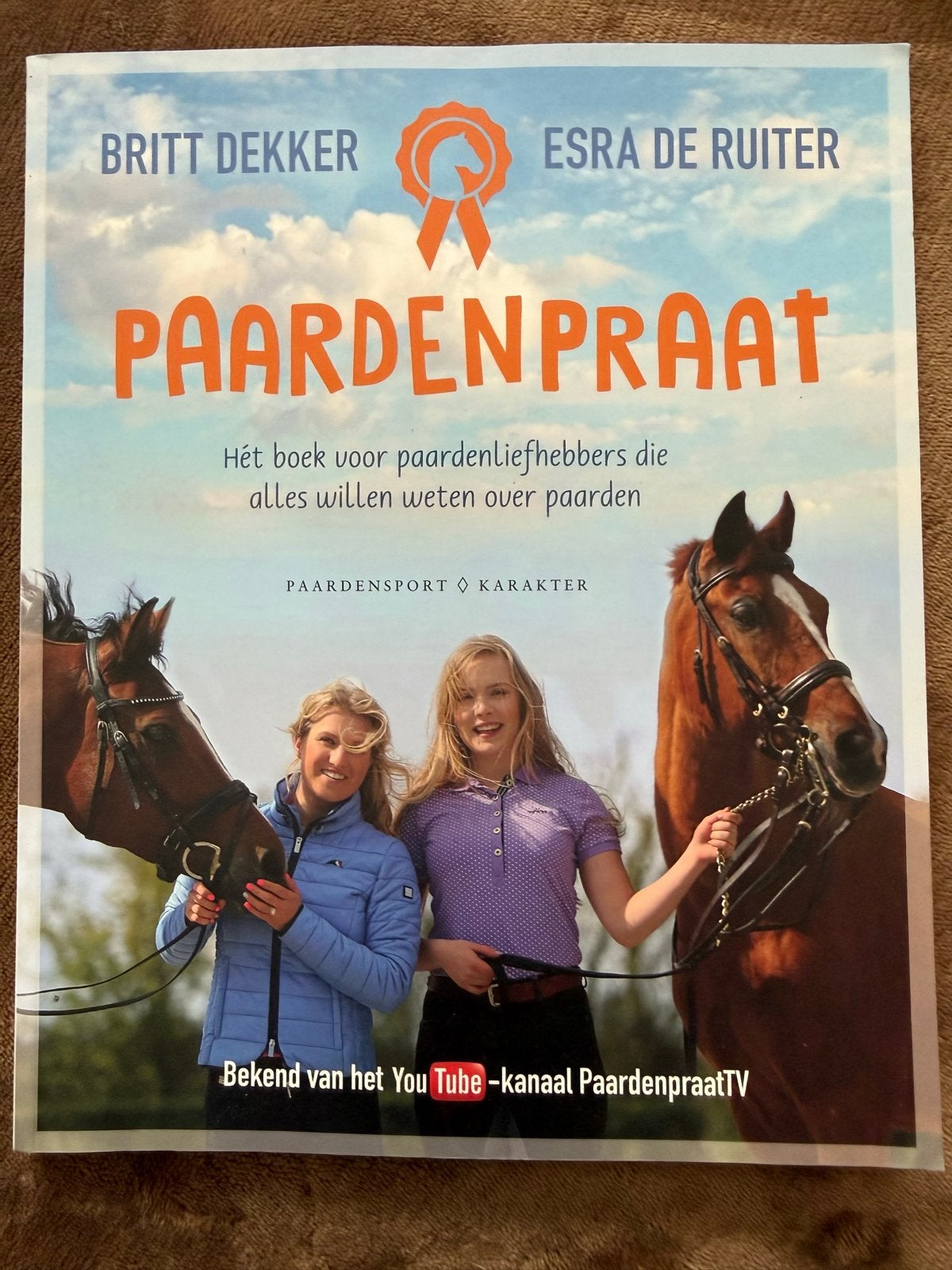 Paardenpraat - Het boek voor paardenliefhebbers, Ophalen of Verzenden, Zo goed als nieuw