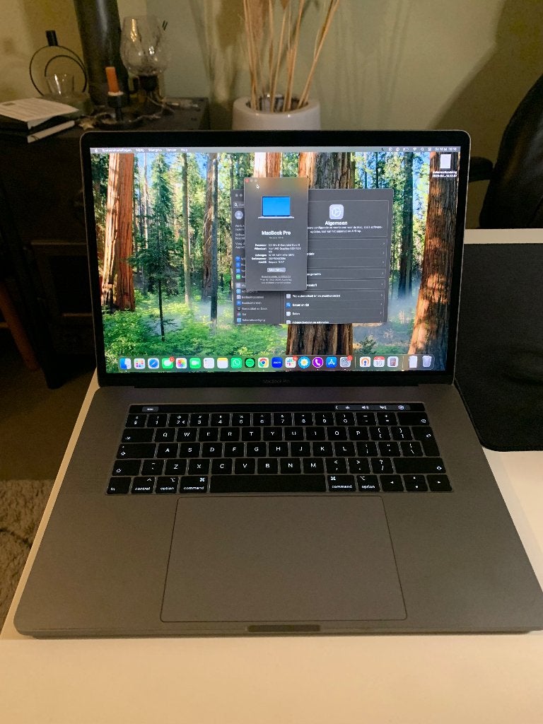 MacBook Pro met Intel i9, 32GB RAM en nieuwe accu, MacBook Pro, 2 tot 3 Ghz, 13 inch, 512 GB