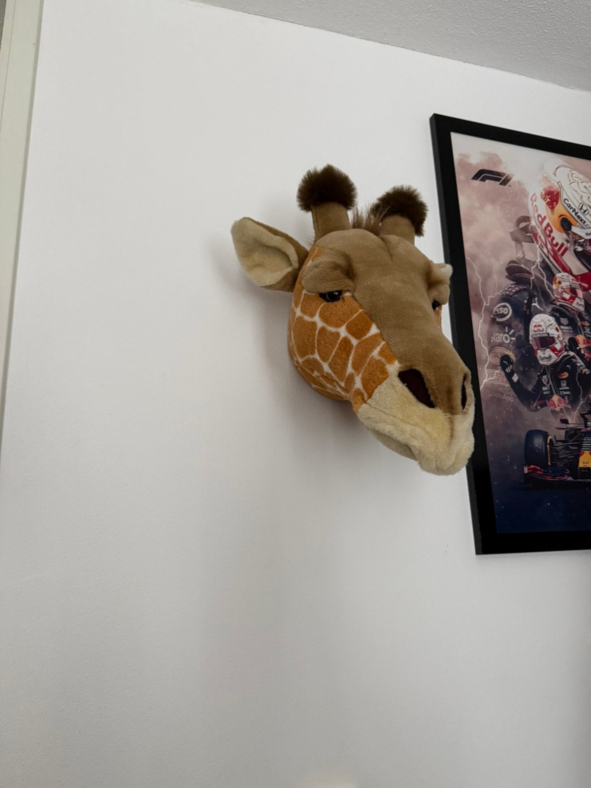 Giraffe hoofd knuffel voor aan muur, Ophalen of Verzenden, Zo goed als nieuw