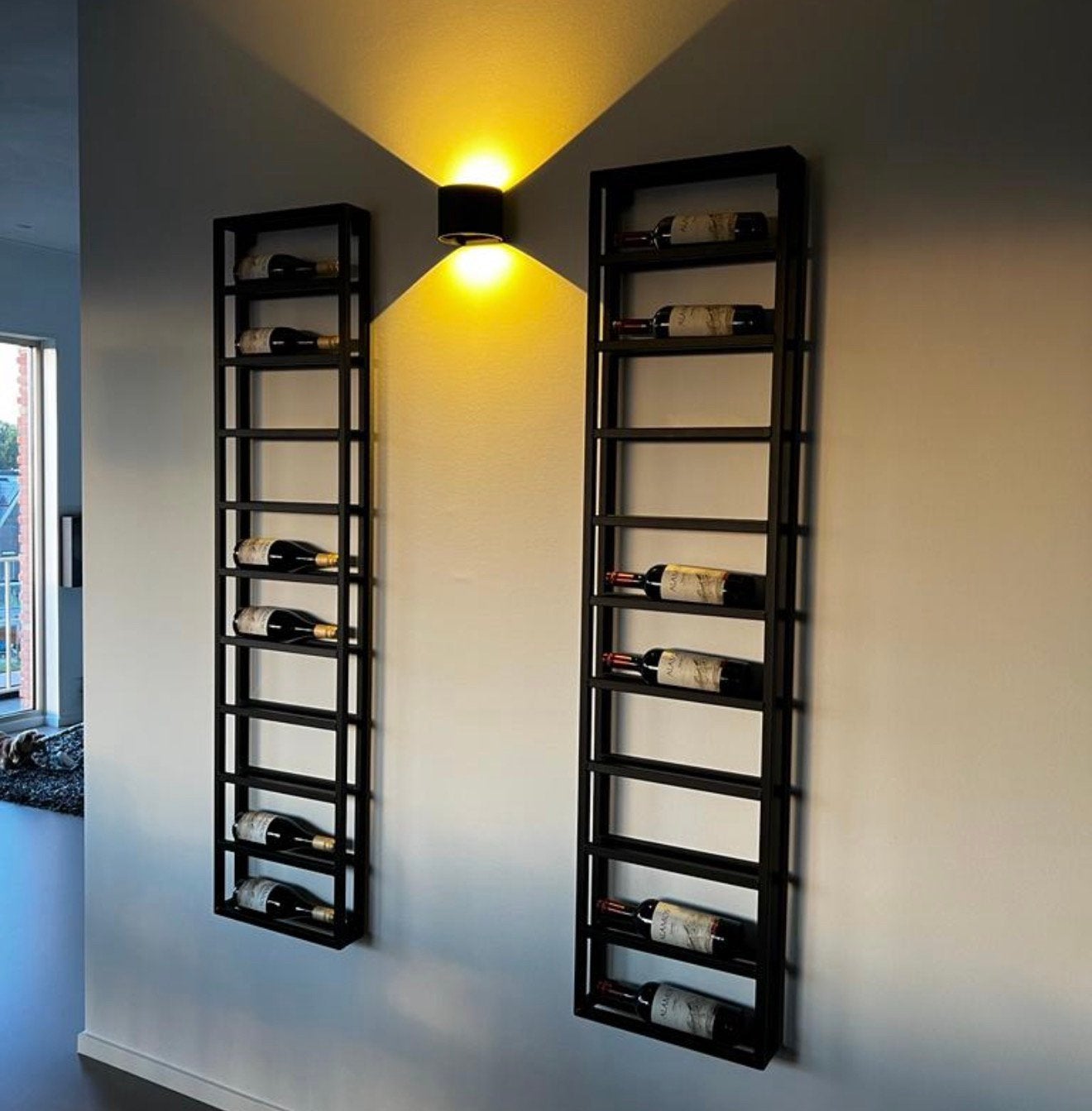 Stijlvol wijnrek (modern) voor aan de muur - 2 stuks, Ophalen, Gebruikt, 5 tot 15 flessen, 75 – 100