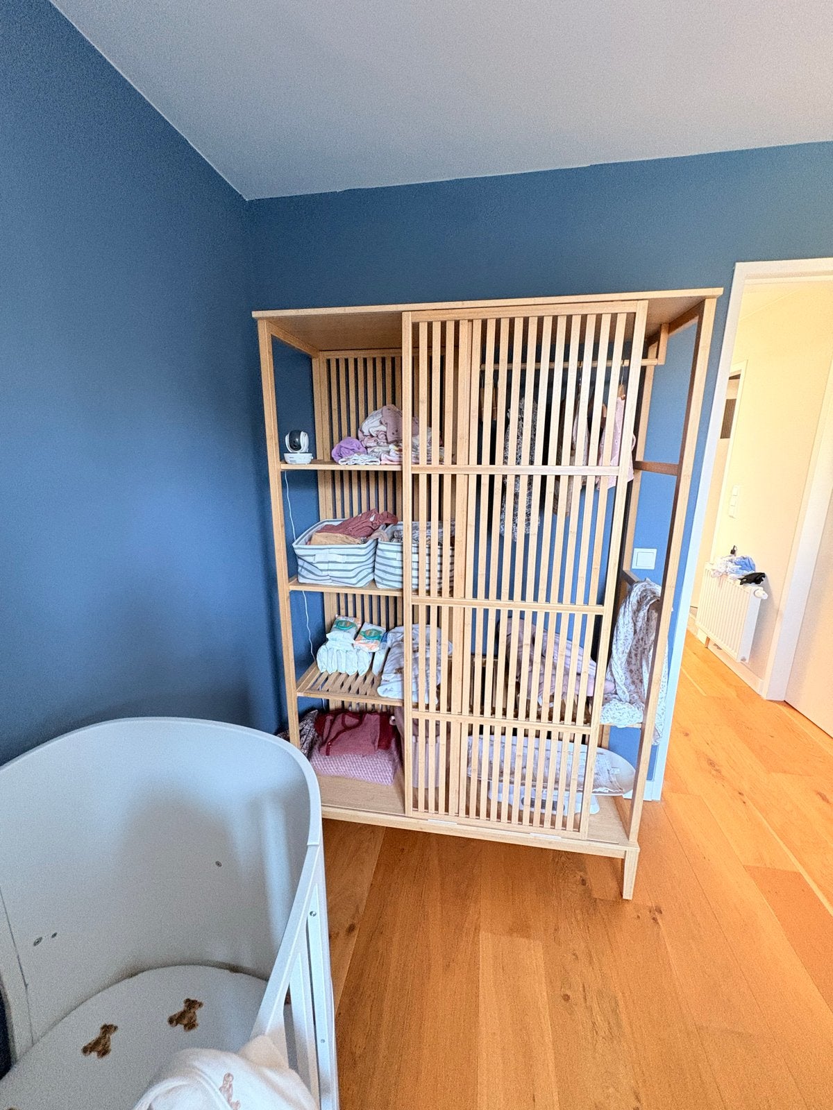 IKEA Nordiska, Ophalen, Met deur(en), 100 tot 150 cm, Zo goed als nieuw