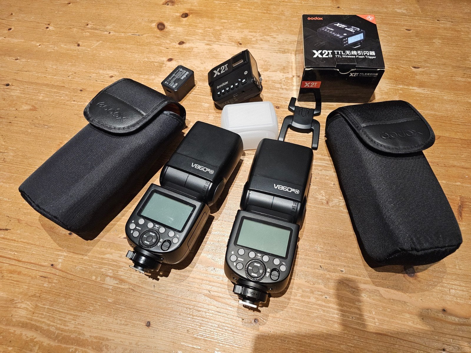 Godox V860III flitsers (2x) met X2T trigger voor Nikon, Ophalen of Verzenden, Zo goed als nieuw, Overige merken