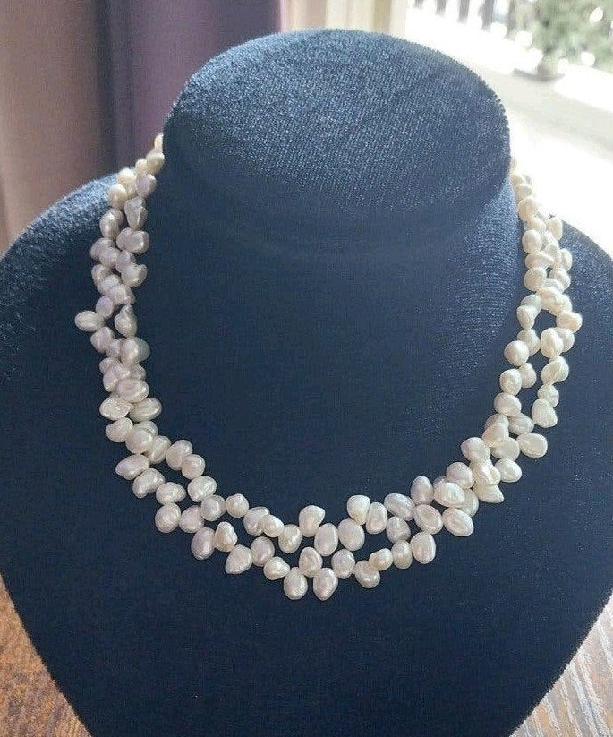 parelketting met zilver slot, Ophalen, Zilver