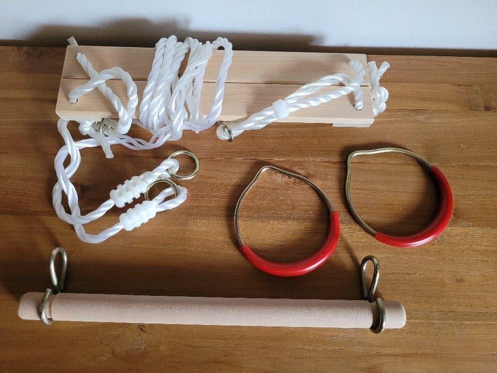 Turn Set; Schommel, trapeze en ringen. Nieuw, Ophalen of Verzenden, Zo goed als nieuw, Schommel