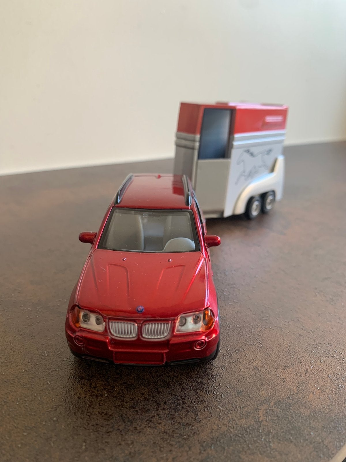 Speelgoedauto BMW 4x4 met paardentrailer. Dincy Toys, Ophalen of Verzenden, Zo goed als nieuw