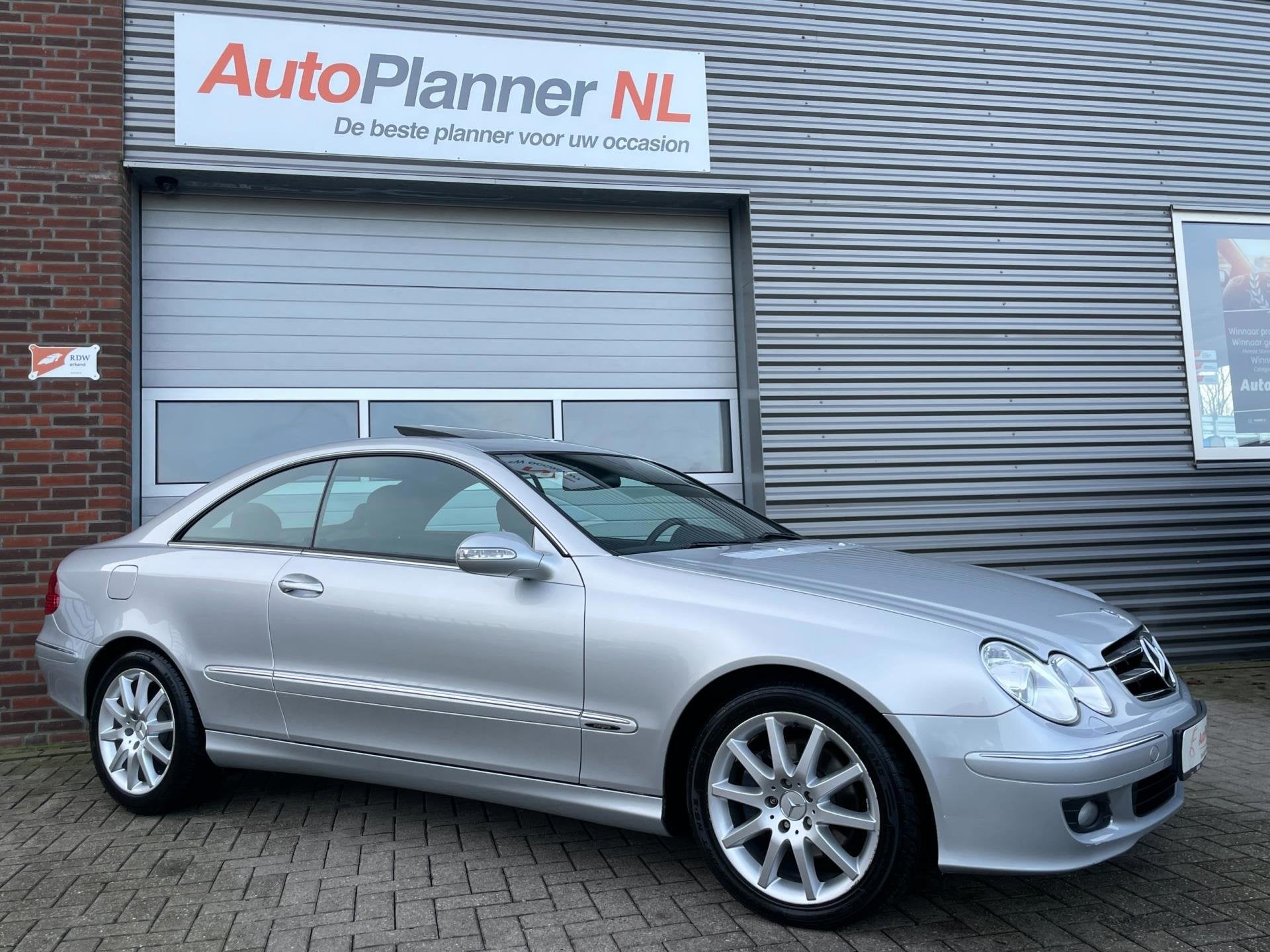 Mercedes-Benz CLK-klasse Coupé 280 Avantgarde! *34.240KM!*, Dealer onderhouden, Achterwielaandrijving, Gebruikt, Zwart