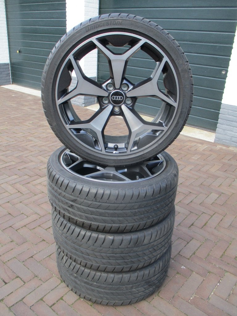 Originele Audi A1 18 inch velgen zomer IZGST RS S Line, 18 inch, Banden en Velgen, Ophalen of Verzenden, Personenwagen