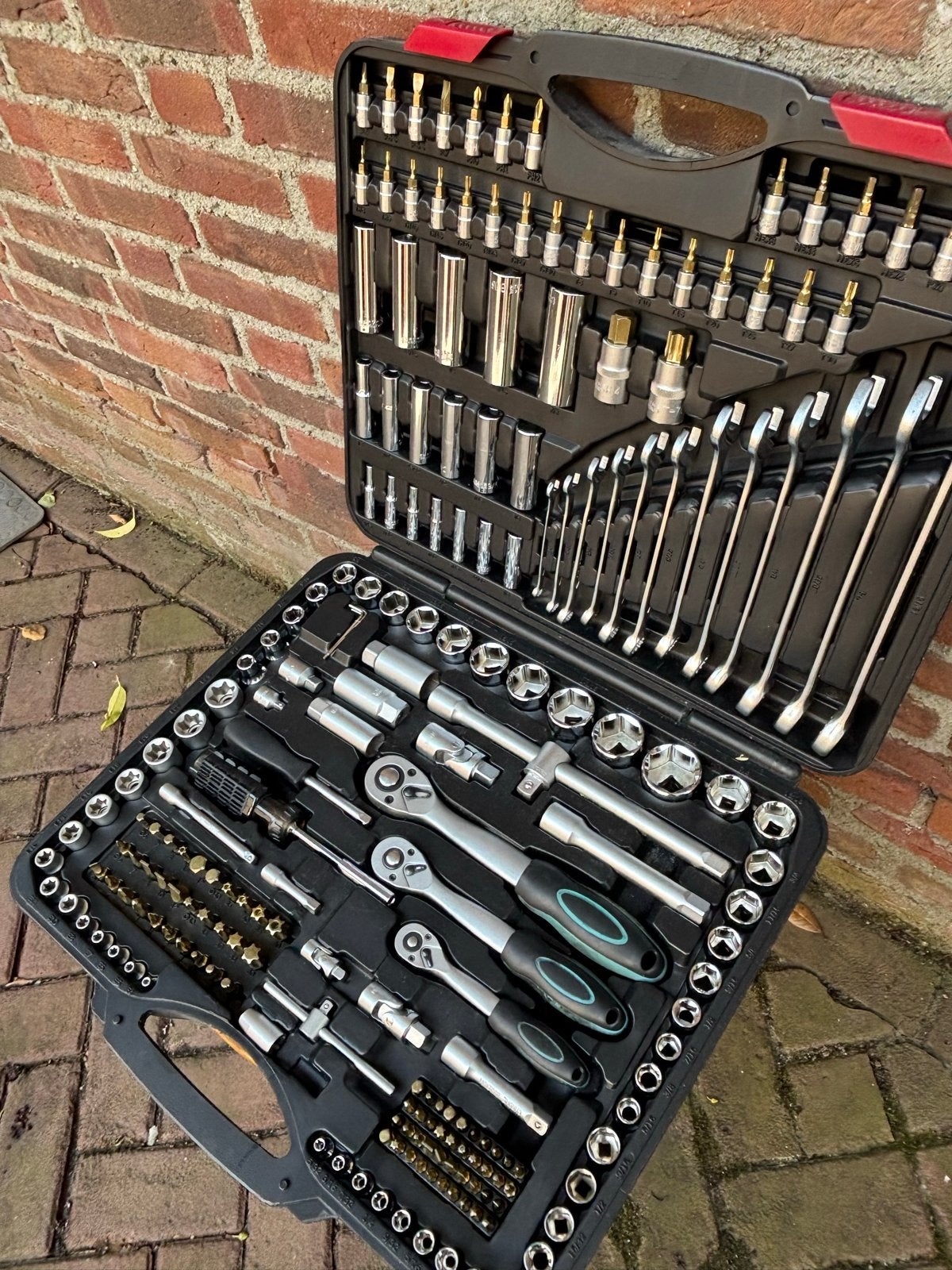 Uitgebreide Inch Gereedschapskoffer voor Harley Davidson, Ophalen of Verzenden, Zo goed als nieuw, Gereedschapsset, Overige merken