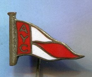 AYC rood/wit email op koper rederij speldje ( W_180), Verzenden, Zo goed als nieuw, Transport, Speldje of Pin