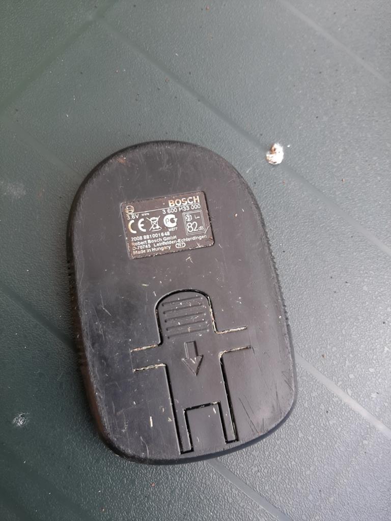 Onderplaat Bosch grasrandknipper, Ophalen of Verzenden, Elektrisch