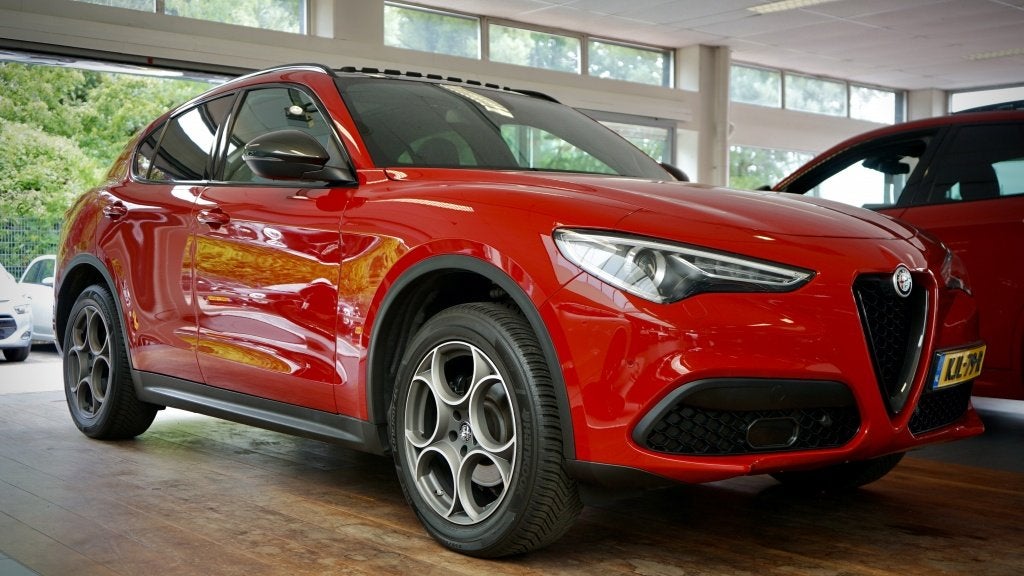 Alfa Romeo Stelvio 2.0 T AWD B-Tech | Flippers | Carplay | P, Auto's, Alfa Romeo, Euro 6, 4 cilinders, Automatische klimaatregeling