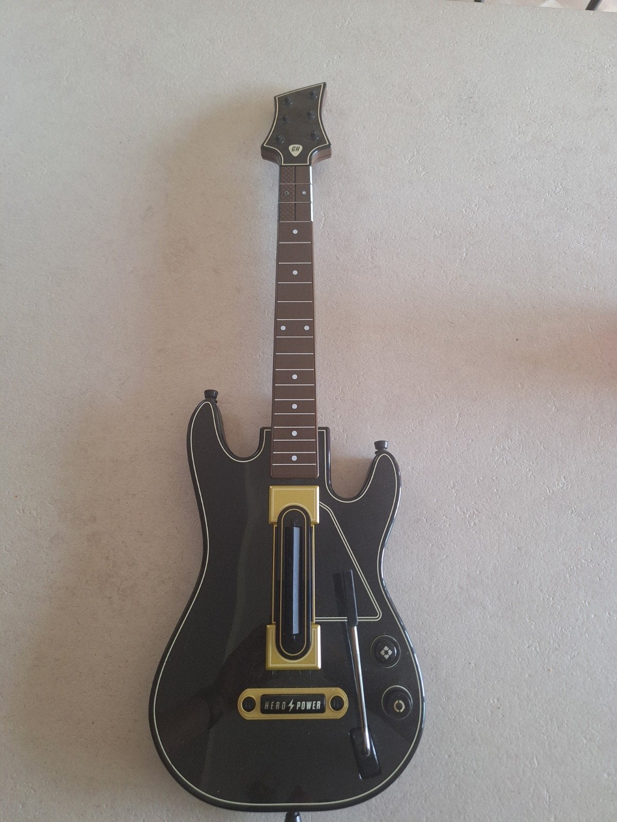 Guitar Hero gitaarcontroller voor gameconsoles, Zo goed als nieuw, Overige typen, Overige merken, PlayStation