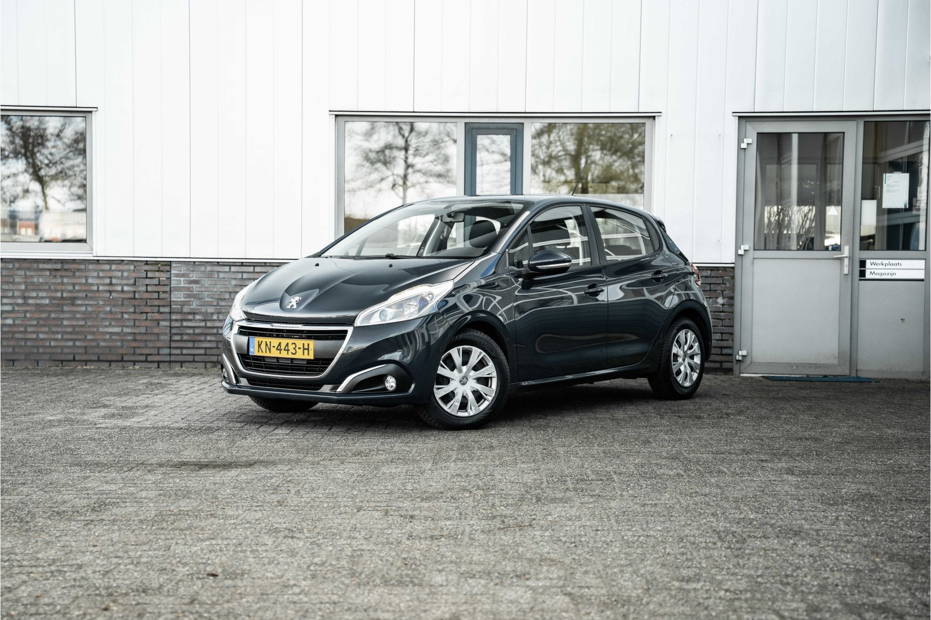 Peugeot 208 1.6 BlueHDi Blue Lease (bj 2016), Auto's, Peugeot, Voorwielaandrijving, Gebruikt, 4 cilinders, Origineel Nederlands