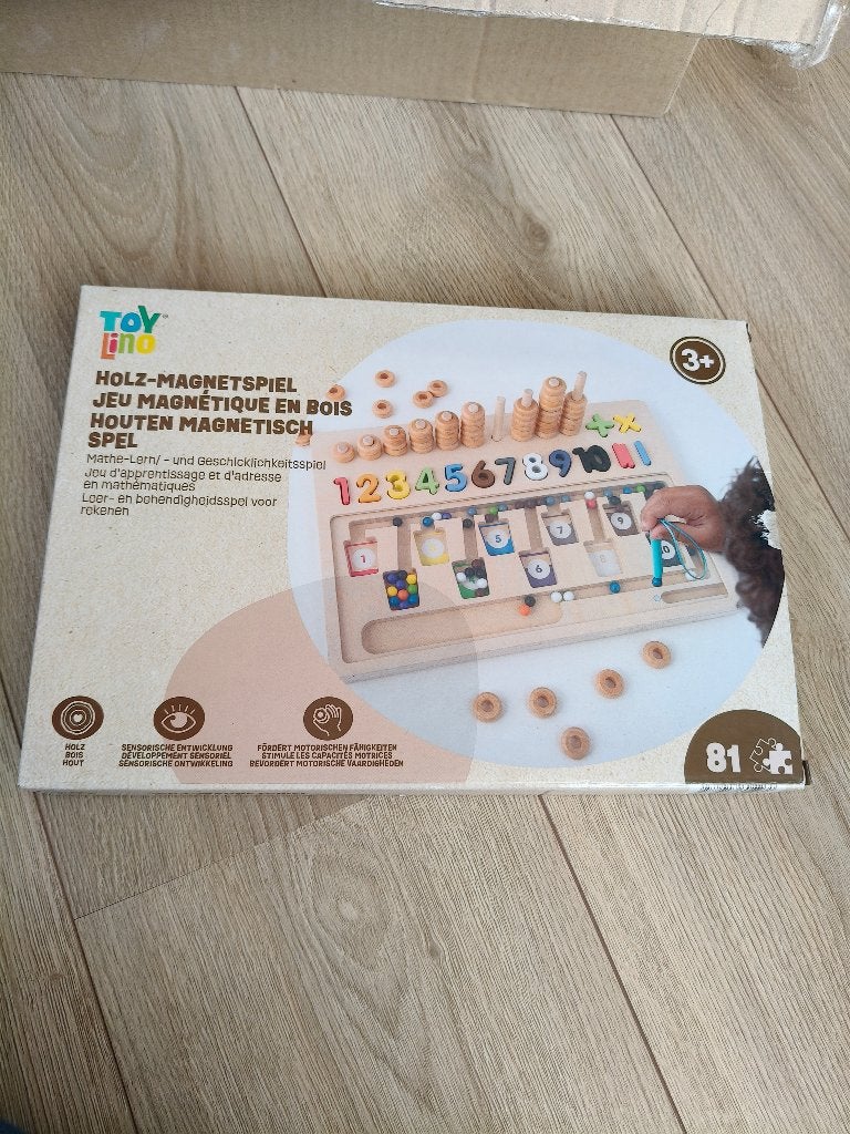 Houten magneten spel Montessori, Ophalen, Zo goed als nieuw