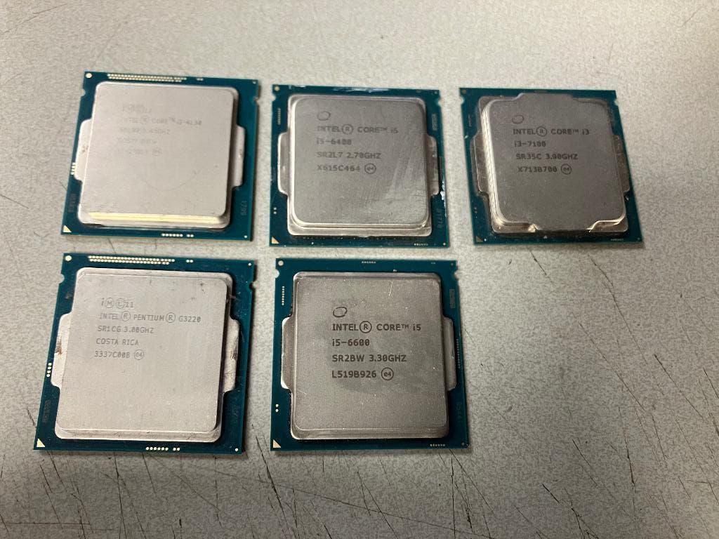 Diverse Intel processoren €5 p/s, Computers en Software, Processors, Ophalen of Verzenden, Gebruikt, 3 tot 4 Ghz