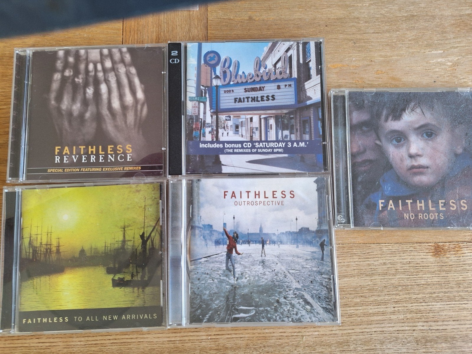 faithless, Ophalen of Verzenden, Zo goed als nieuw