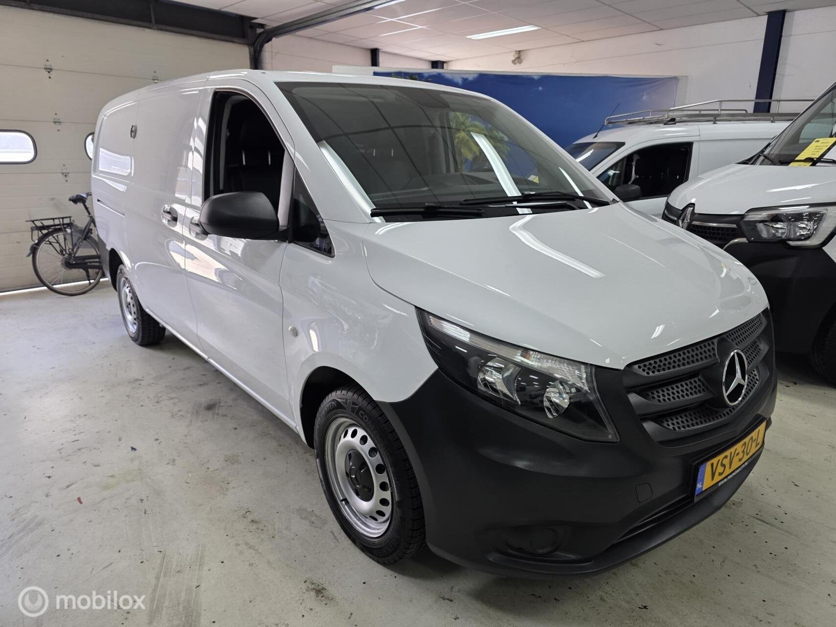 Mercedes Vito 111 CDI lang airco cruise, Gebruikt, 4 cilinders, 2000 kg, Wit