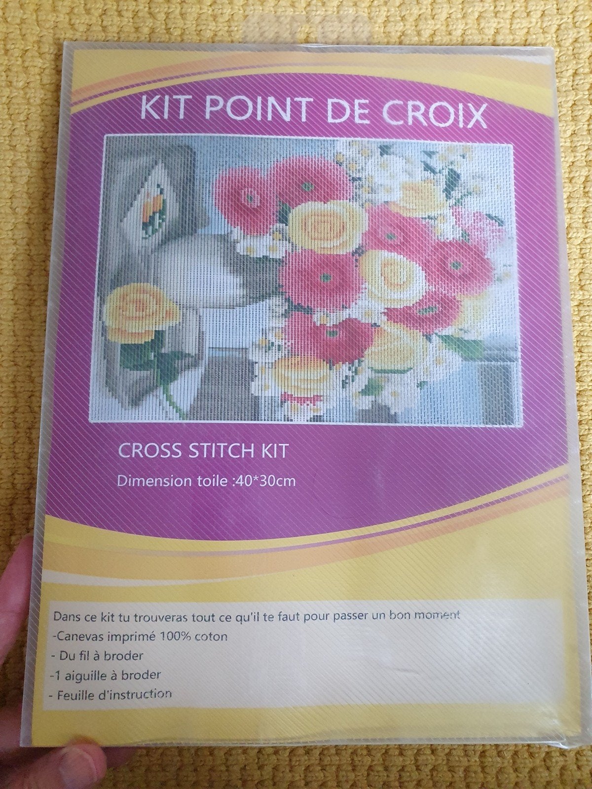 opruiming! voorbedrukt borduurpakket - roze gele bloem, Verzenden, Nieuw, Handborduren, Borduurpakket