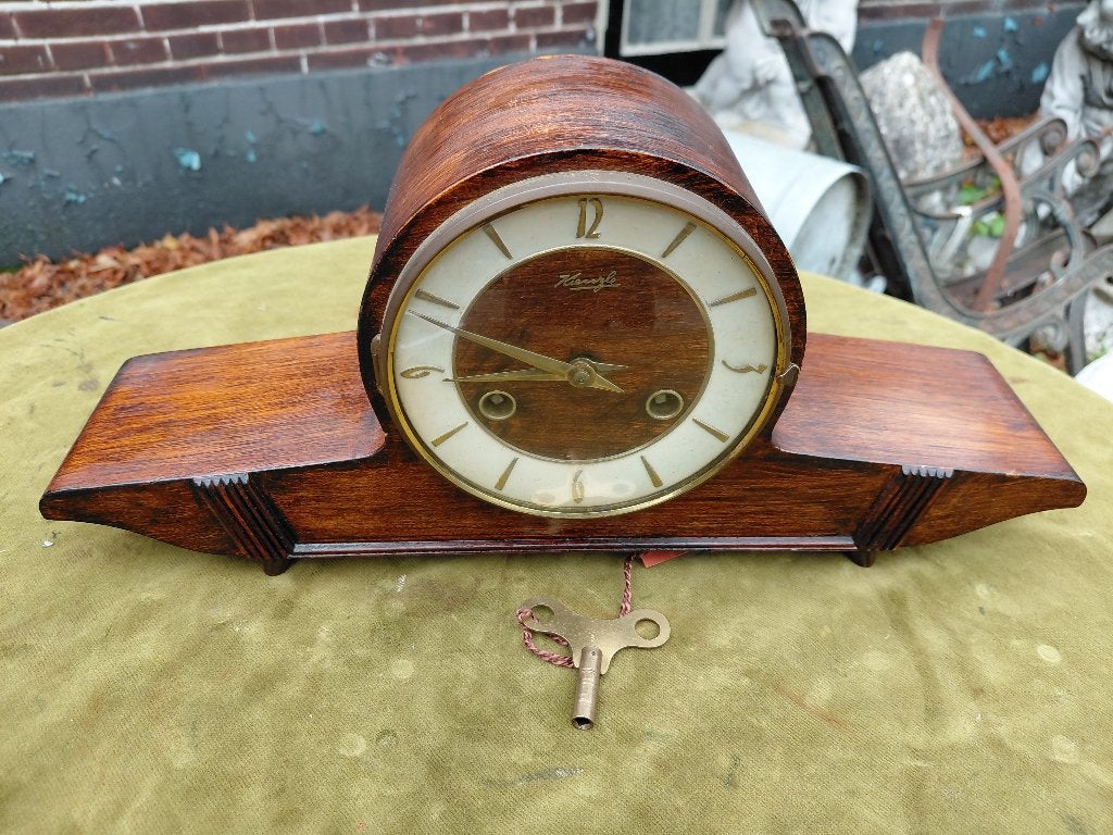 Vintage schoorsteenpendule, merk Kienzle., Verzenden