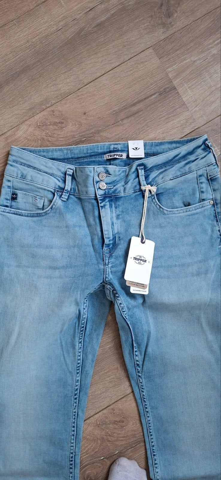 Nieuwe lichte spijkerbroek tripper, Ophalen of Verzenden, Nieuw, Blauw, W30 - W32 (confectie 38/40)