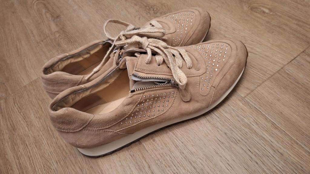 Hassia maat 43 wijdte h, Kleding | Dames, Schoenen, Ophalen of Verzenden, Zo goed als nieuw, Zwart, Sneakers of Gympen