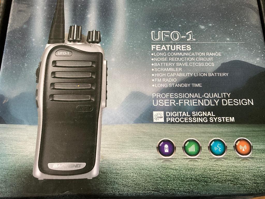 2 walkietalkie s UFO, Ophalen of Verzenden, Nieuw, 15 km of meer, Portofoon of Walkie-talkie