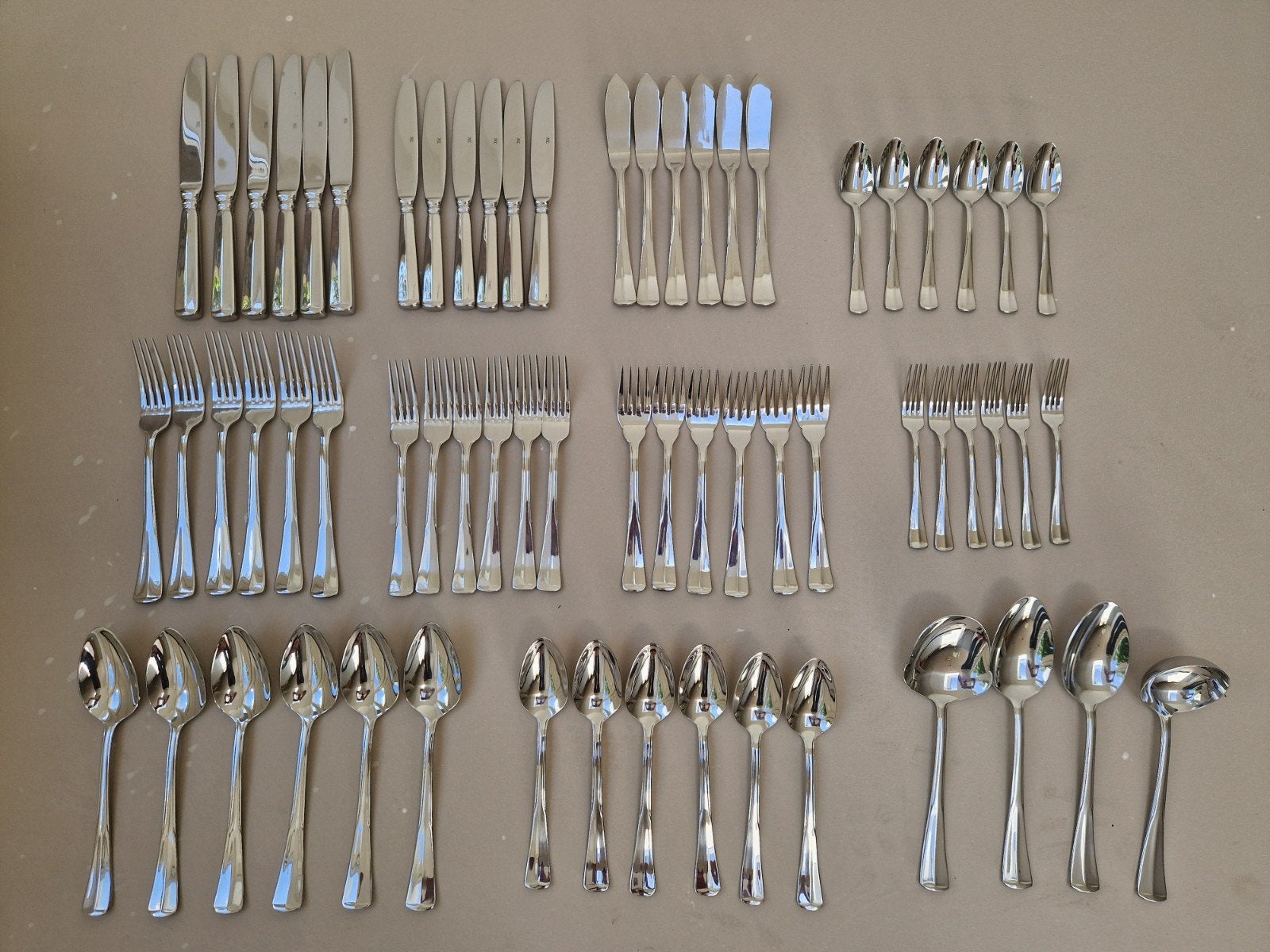 Complete bestekset Hollands Lofje 18-10 64 delig, Huis en Inrichting, Keuken | Bestek, Ophalen, Bestekset, Nieuw, Rvs of Chroom