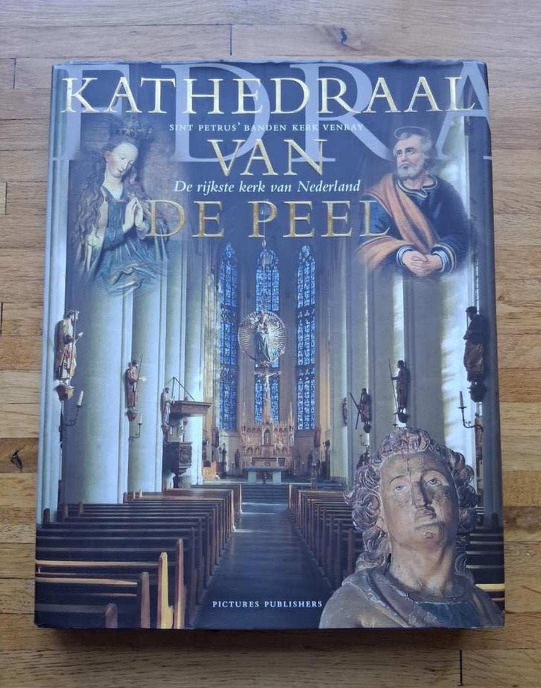 Kathedraal van de Peel
Een prachtig fotoboek Geschiedenis, Ophalen of Verzenden, Zo goed als nieuw
