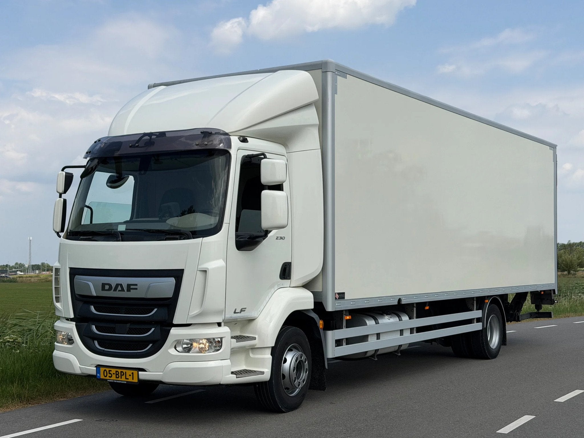 DAF LF 230 LF230.14 EURO6. 2020. GEEN 2E zo mooi! (bj 2020), Auto's, Automaat, Achterwielaandrijving, Gebruikt, Euro 6