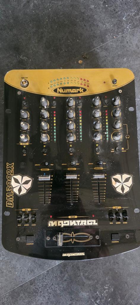 Numark mengpaneel. DJ SET. DRAAITAFEL.  Numark dm 3002x, Ophalen of Verzenden, Gebruikt, Numark