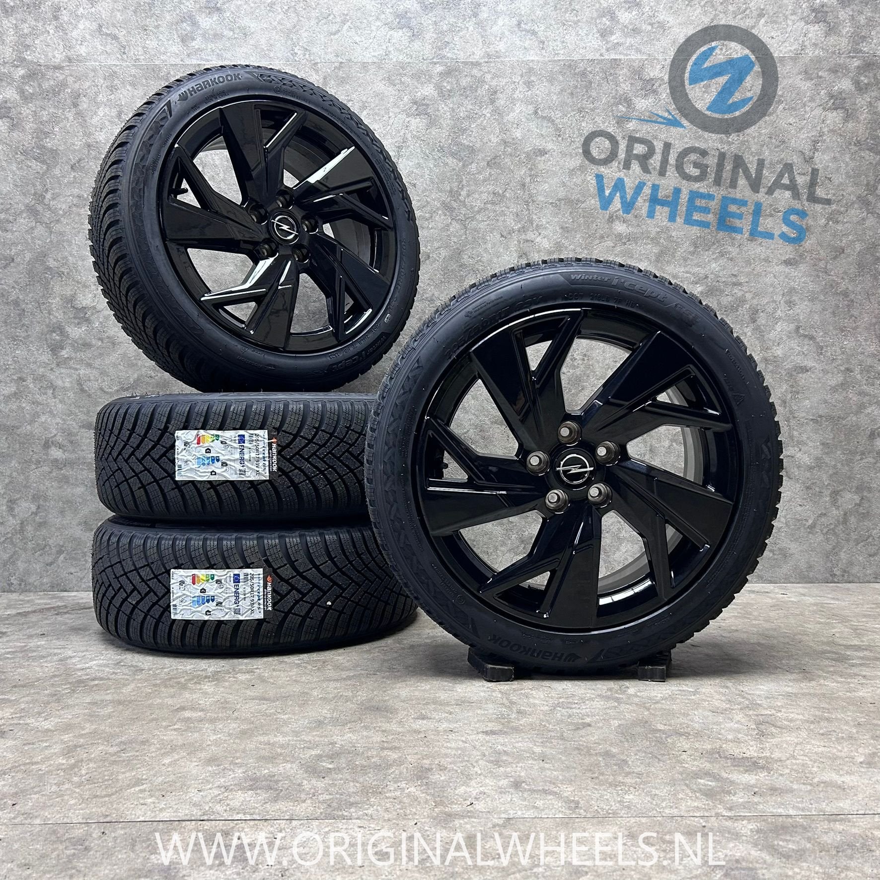 DIV. 17 inch originele velgen + winterbanden Opel Astra L, Auto-onderdelen, -, -, Banden en Velgen, Nieuw