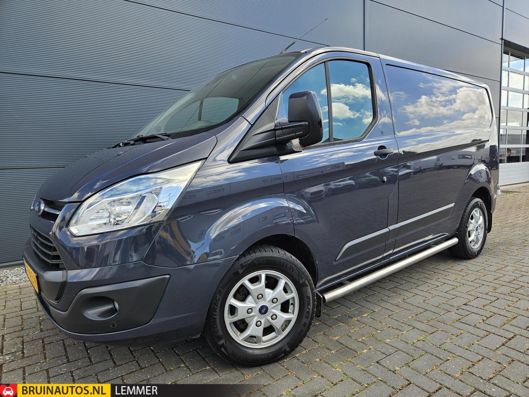 Ford Transit Custom 250 2.2 TDCI L1H1 Airco LM Navi sidebars, Voorwielaandrijving, Euro 5, Gebruikt, 2350 kg