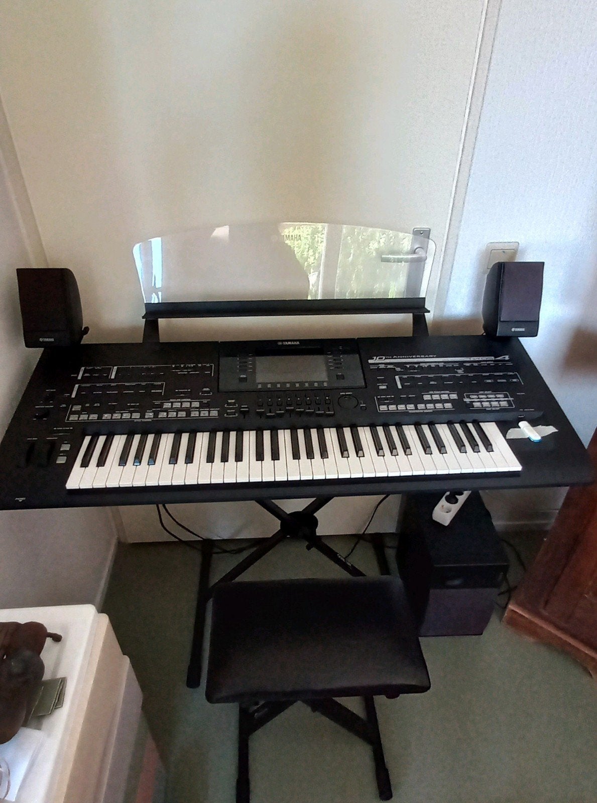 Yamaha Tyros 4 Workstation Keyboard met Accessoires, Ophalen