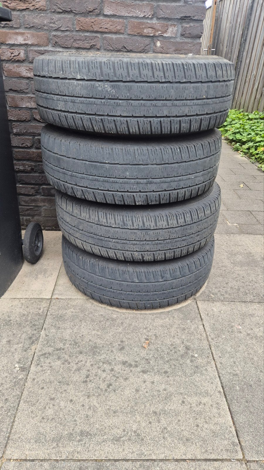 Transporter banden 205 75 r16  verzwaarde vierseizoen banden, Ophalen, Gebruikt, Volkswagen