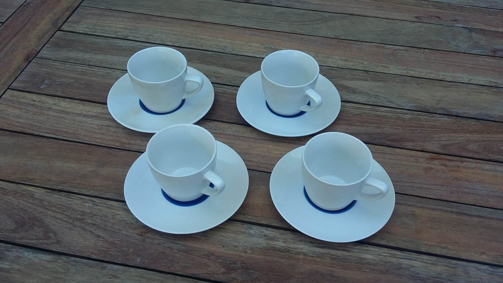 4 IKEA kop en schotels, Keramiek, Nieuw, IKEA, Ophalen of Verzenden