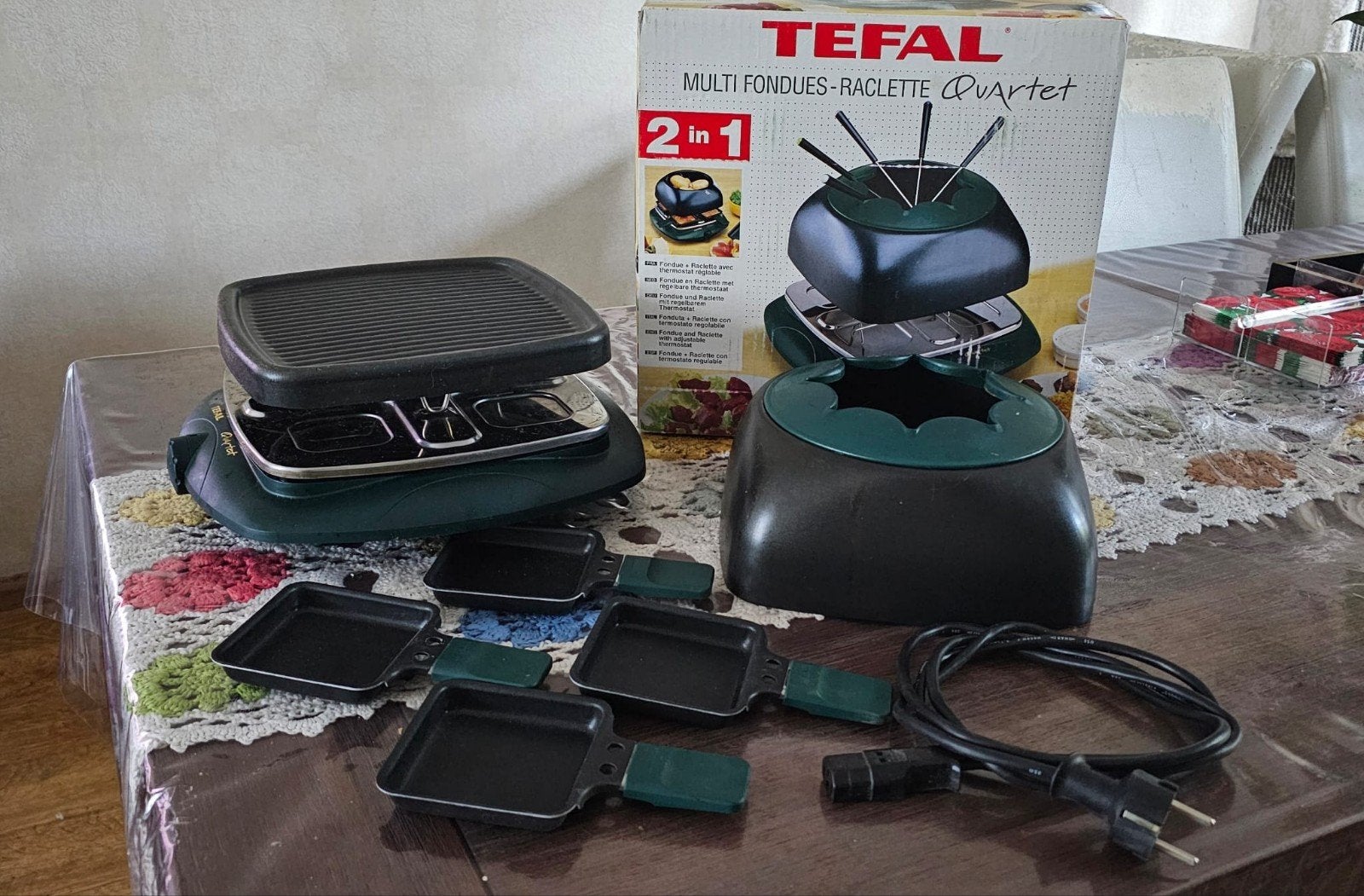 Tefal 2 in 1 fodue/gourmet set. 4 persoons., Ophalen of Verzenden, Zo goed als nieuw, 4 t/m 7 personen