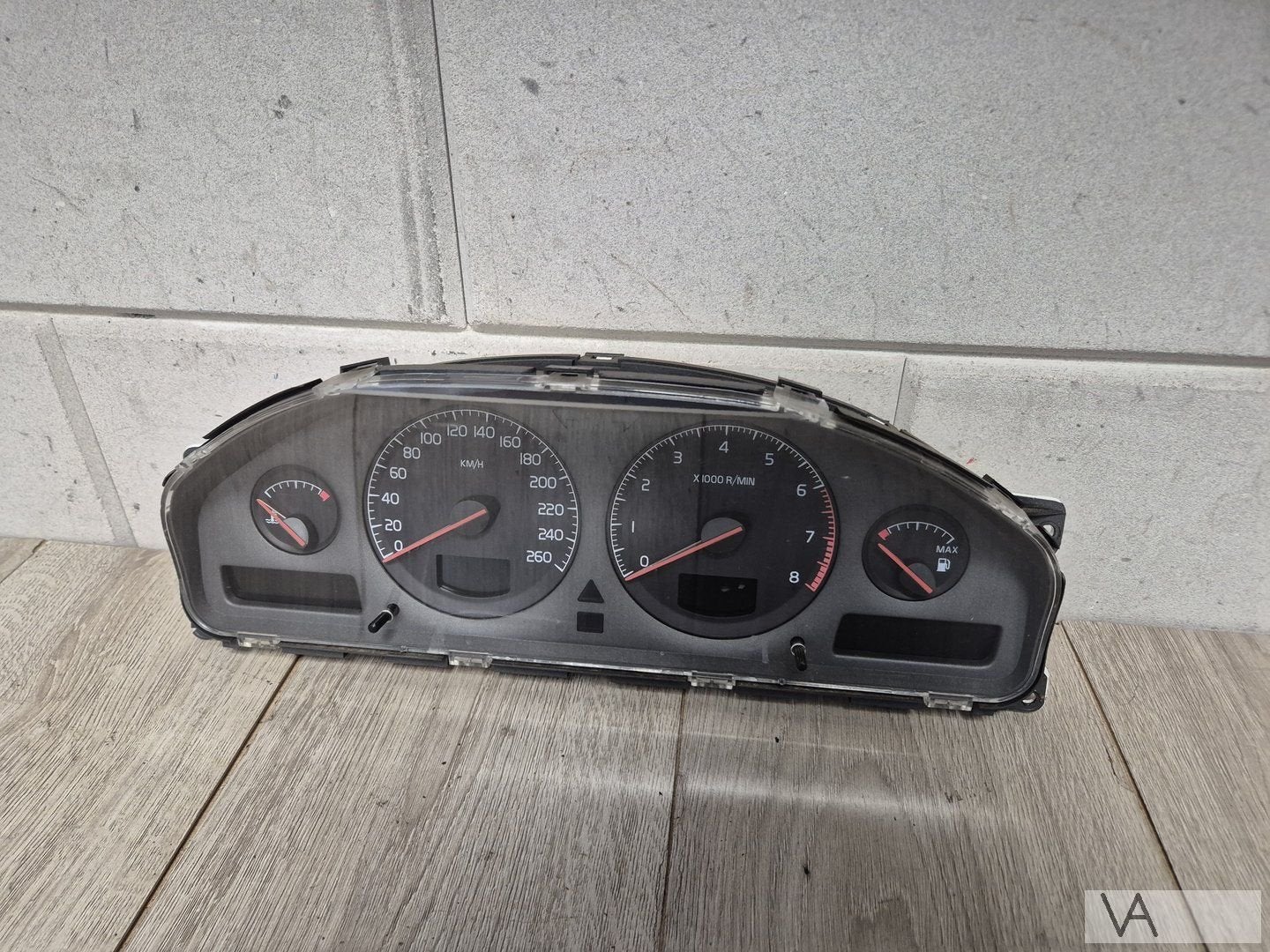 Tellerklok cockpit voor Volvo V70 / S60 2000-2003 8637993, Gebruikt, -, -, Ophalen of Verzenden