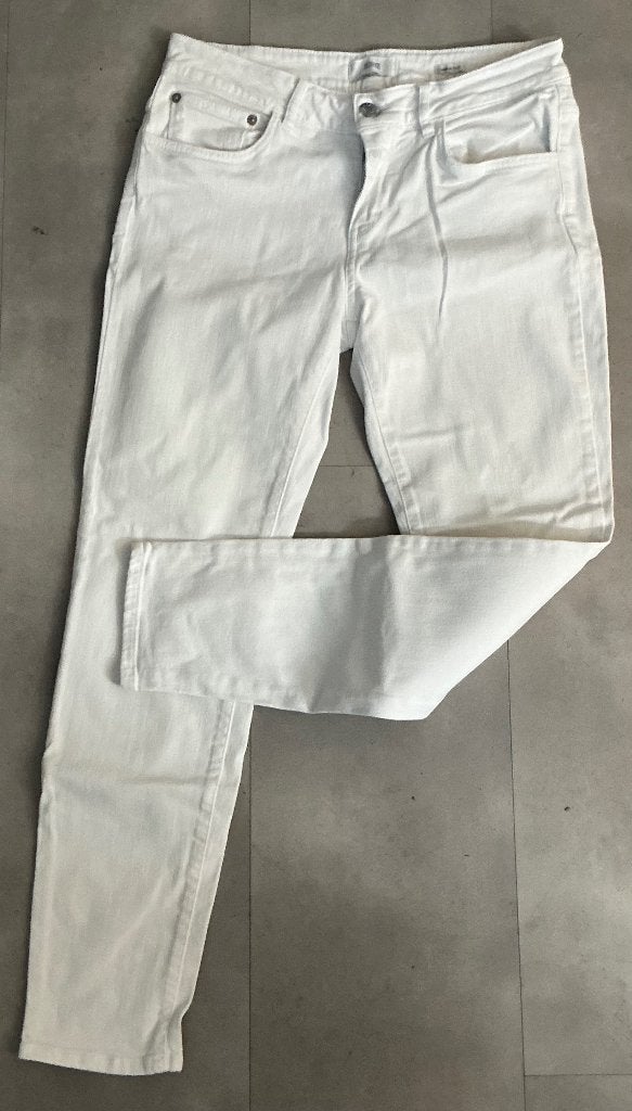 Closed jeans. Mt 28., Kleding | Dames, Ophalen of Verzenden, Zo goed als nieuw, W28 - W29 (confectie 36), Wit