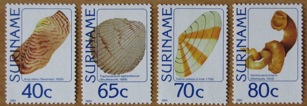 Rep-Suriname 388-391 serie schelpen., Verzenden, Postfris