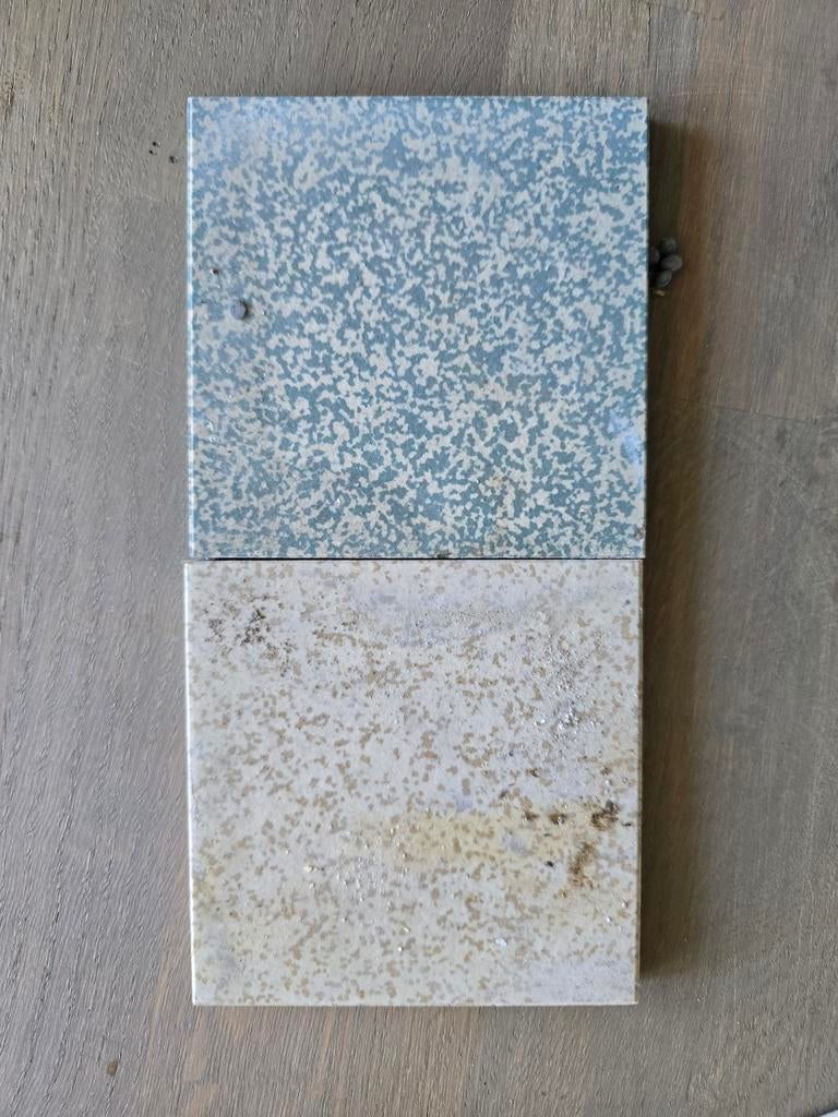 Diverse vloer- en wandtegels (crème, groen, rood), Ophalen