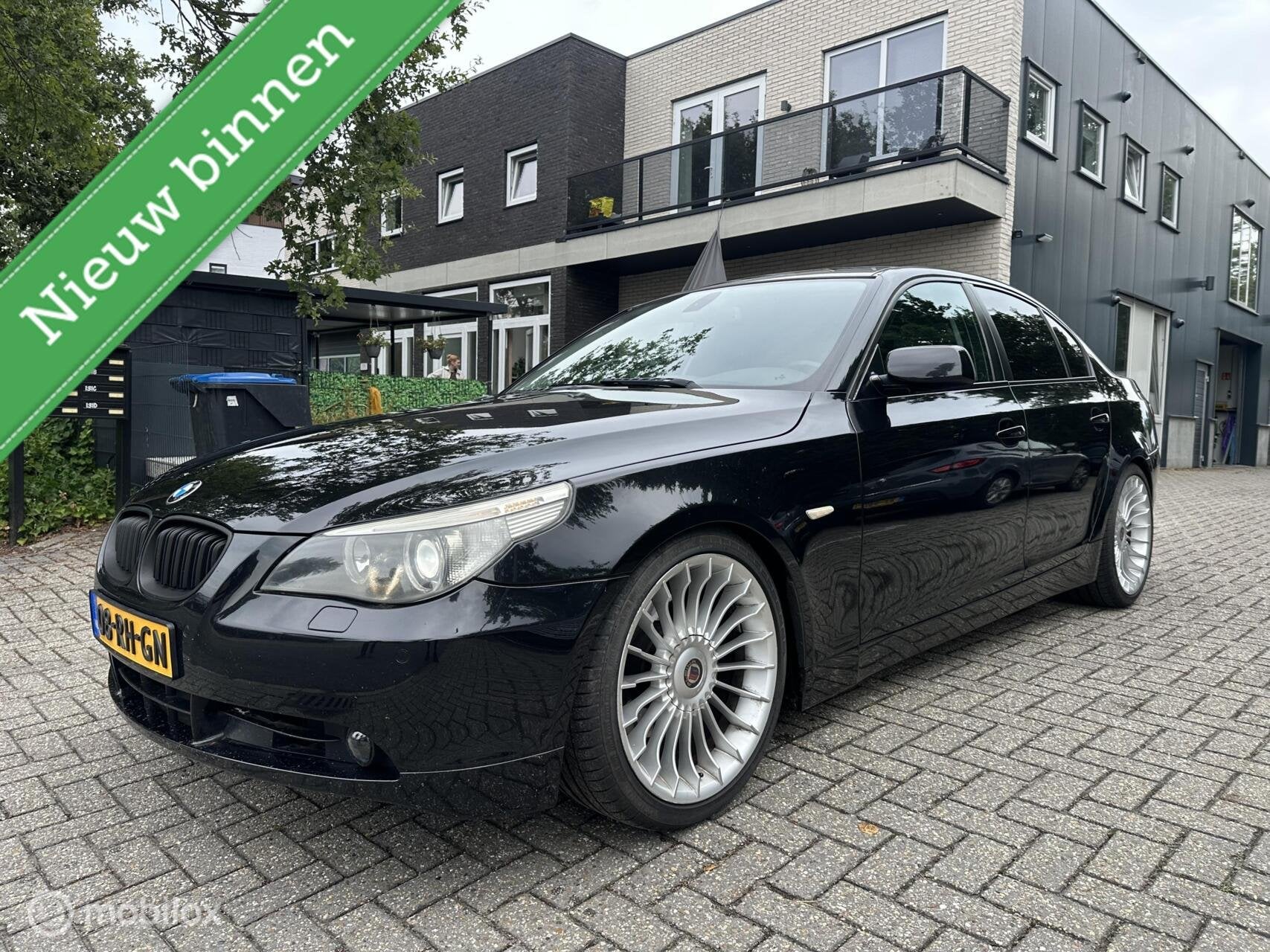 BMW 5-serie 530i Executive|Automaat|Carplay|NAP|Zeer netjes!, Auto's, Automaat, Achterwielaandrijving, Gebruikt, Bedrijf