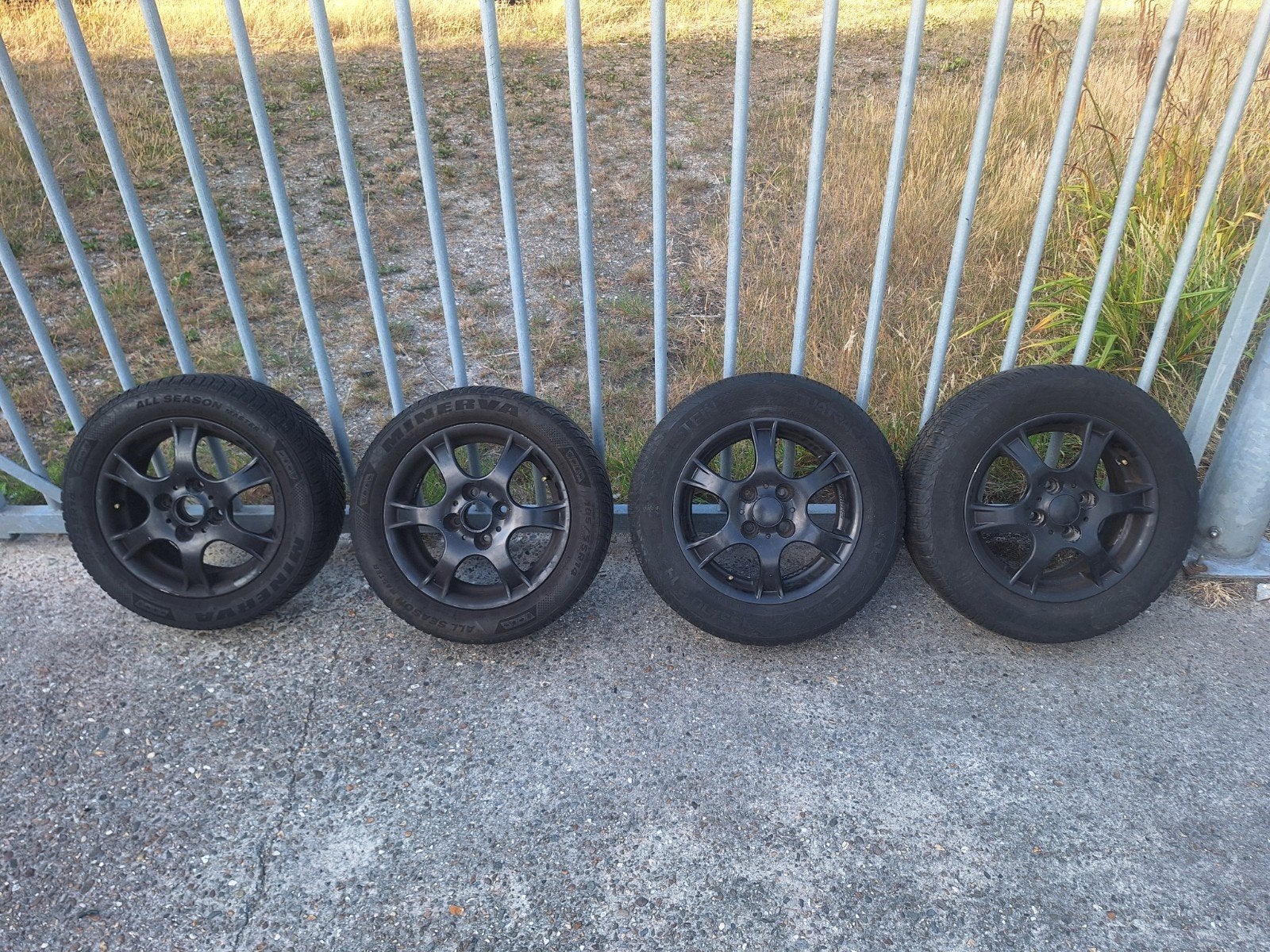 Velgen 4x100 14 inch, Auto diversen, Wieldoppen, Ophalen