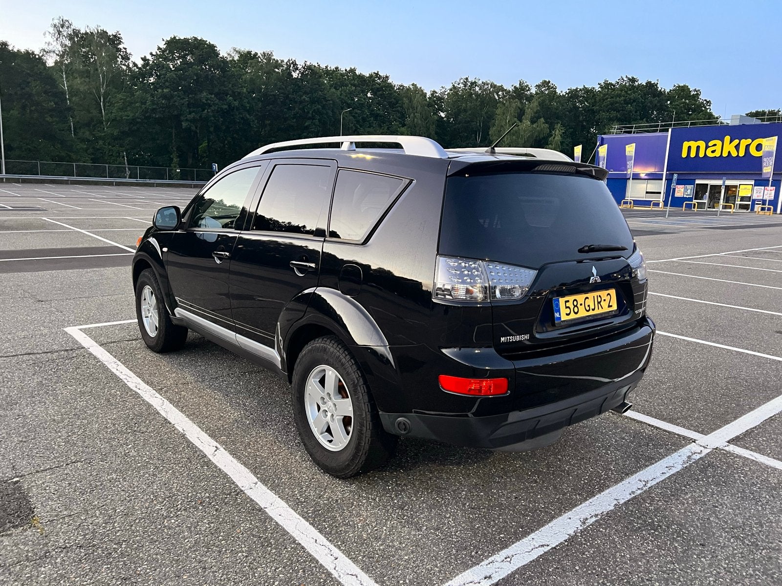 Mitsubishi Outlander 2.4 MPI + LPG | Carplay, Cruise Control, Auto's, Mitsubishi, Voorwielaandrijving, Outlander, Zwart, Zwart