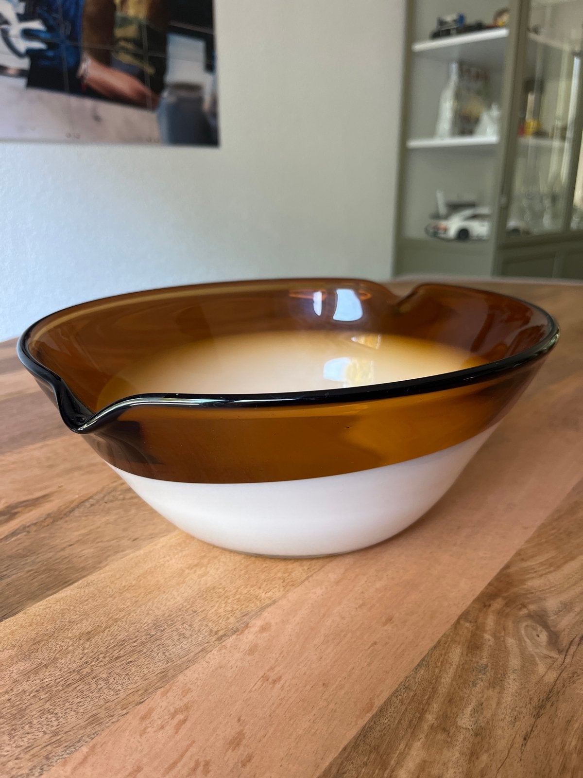 Vintage look bruin-witte glazen kom, Ophalen